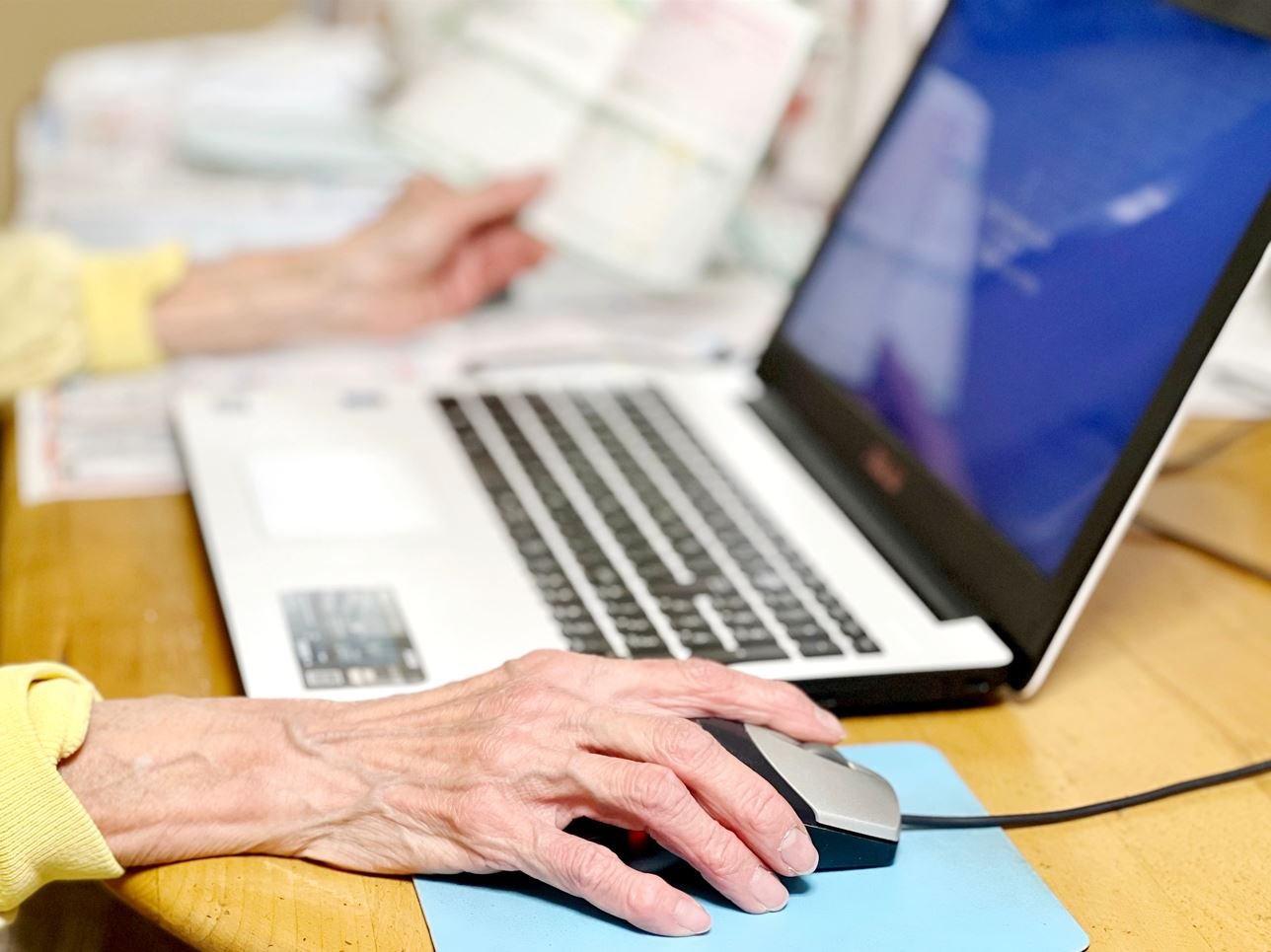 seniors-et-internet-4 - Nohée