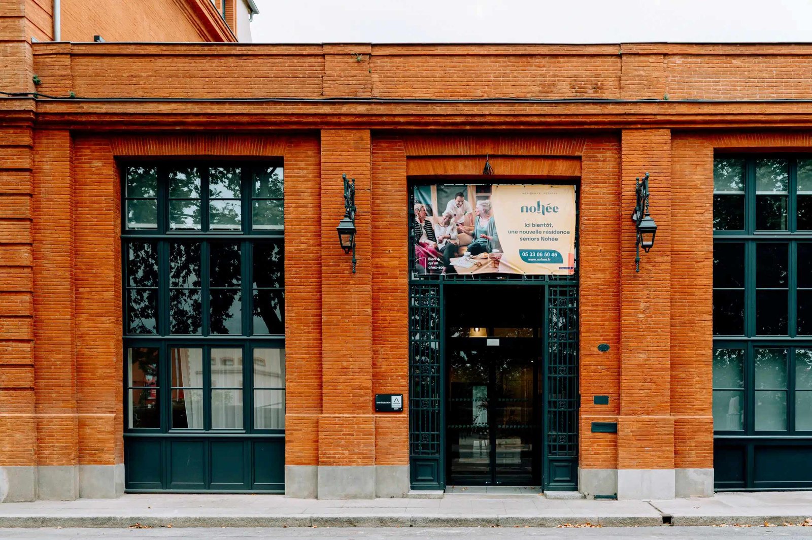 Façade résidence seniors Toulouse